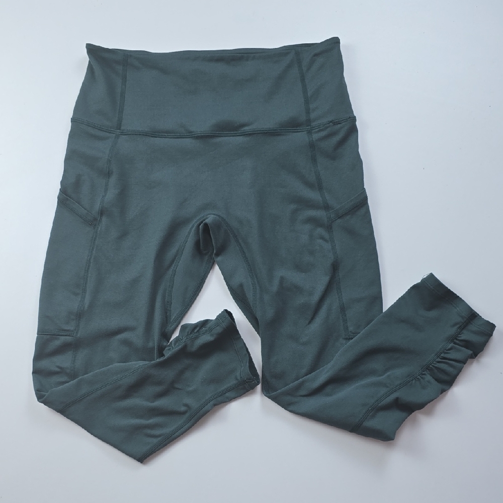 Free People Movement - Breathe Easy Emerald Green Capri Leggings Size Small